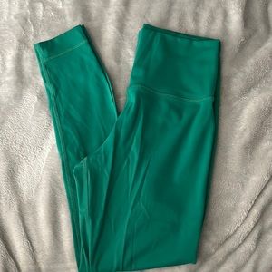 Green set active leggings size Small